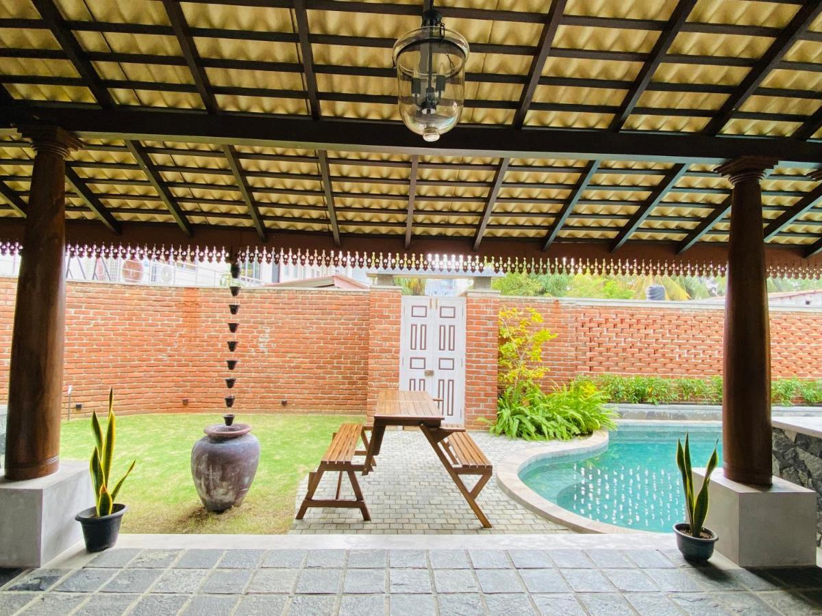 Thaprobana Villa Tangalle - Private Villa Esterno foto