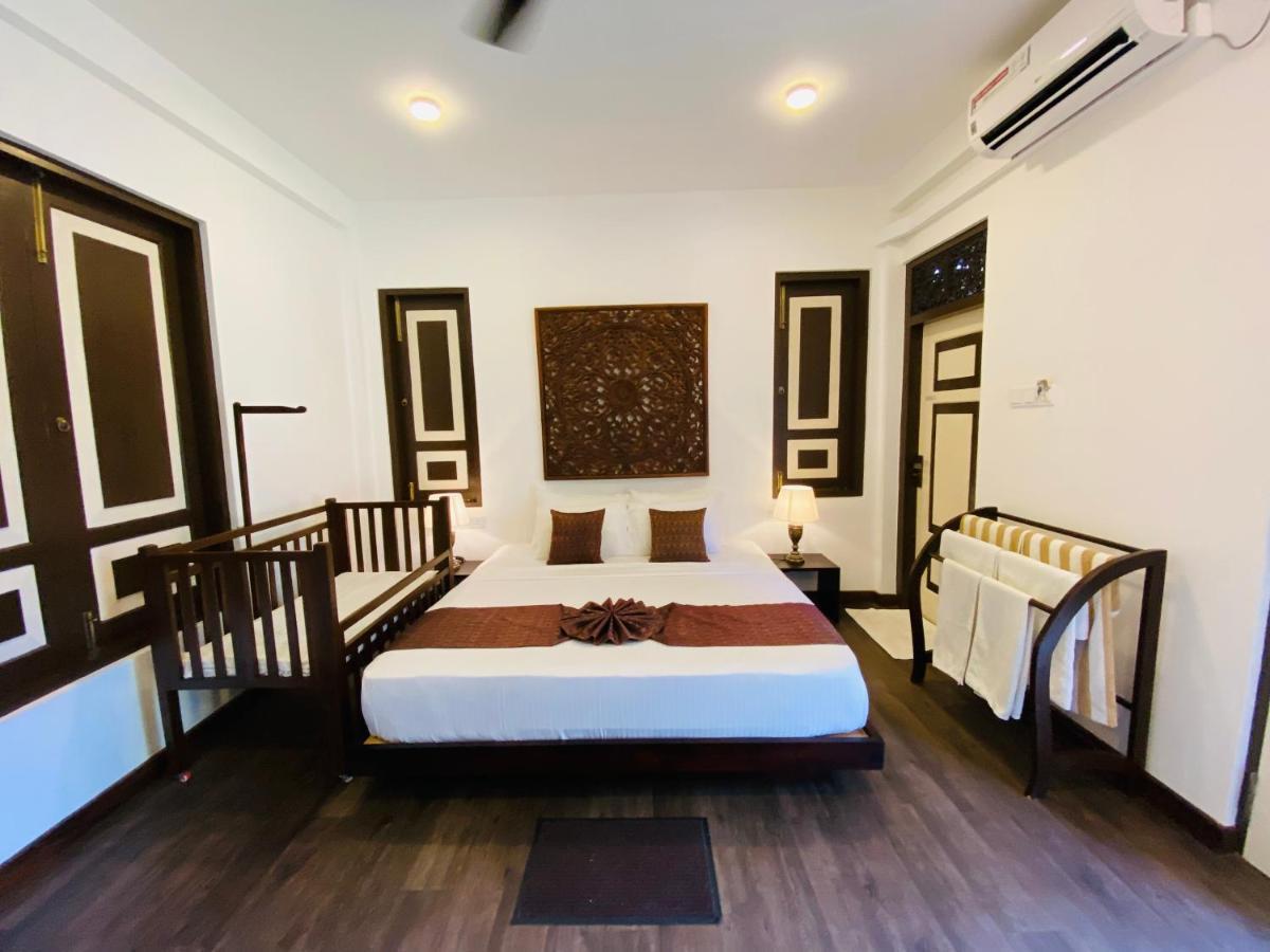 Thaprobana Villa Tangalle - Private Villa Esterno foto